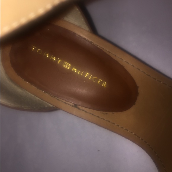 Tommy Hilfiger wedge sandals, size 9 - Picture 5 of 6